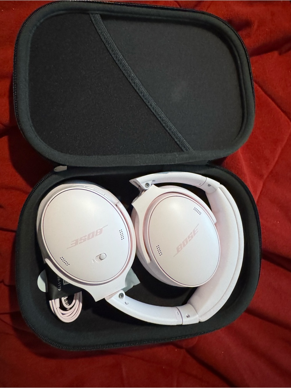 Bose Over-Ear Wireless Headphones in Pale Pink with Carrying Case
